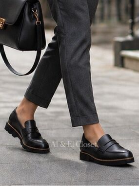 Vionic Cheryl II Black Nappa Leather Loafers – Women’s Size 6W – New In Box